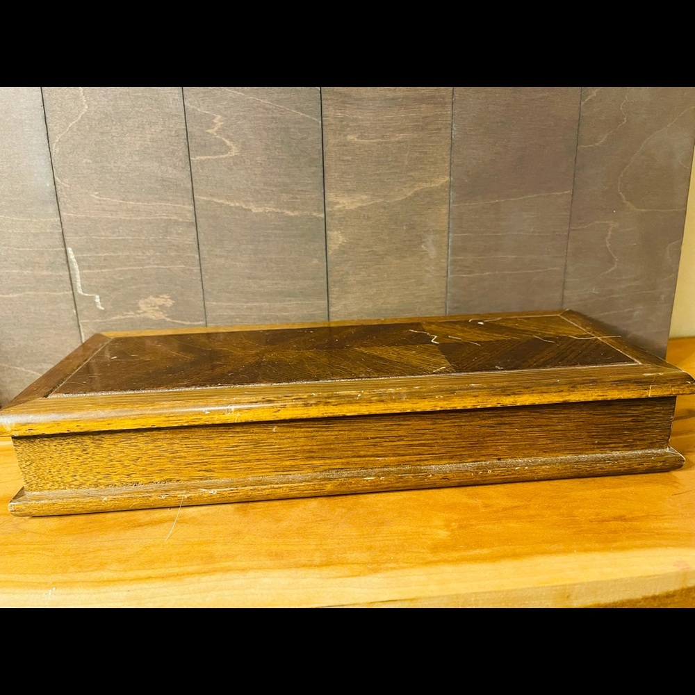 Vintage wooden jewelry box